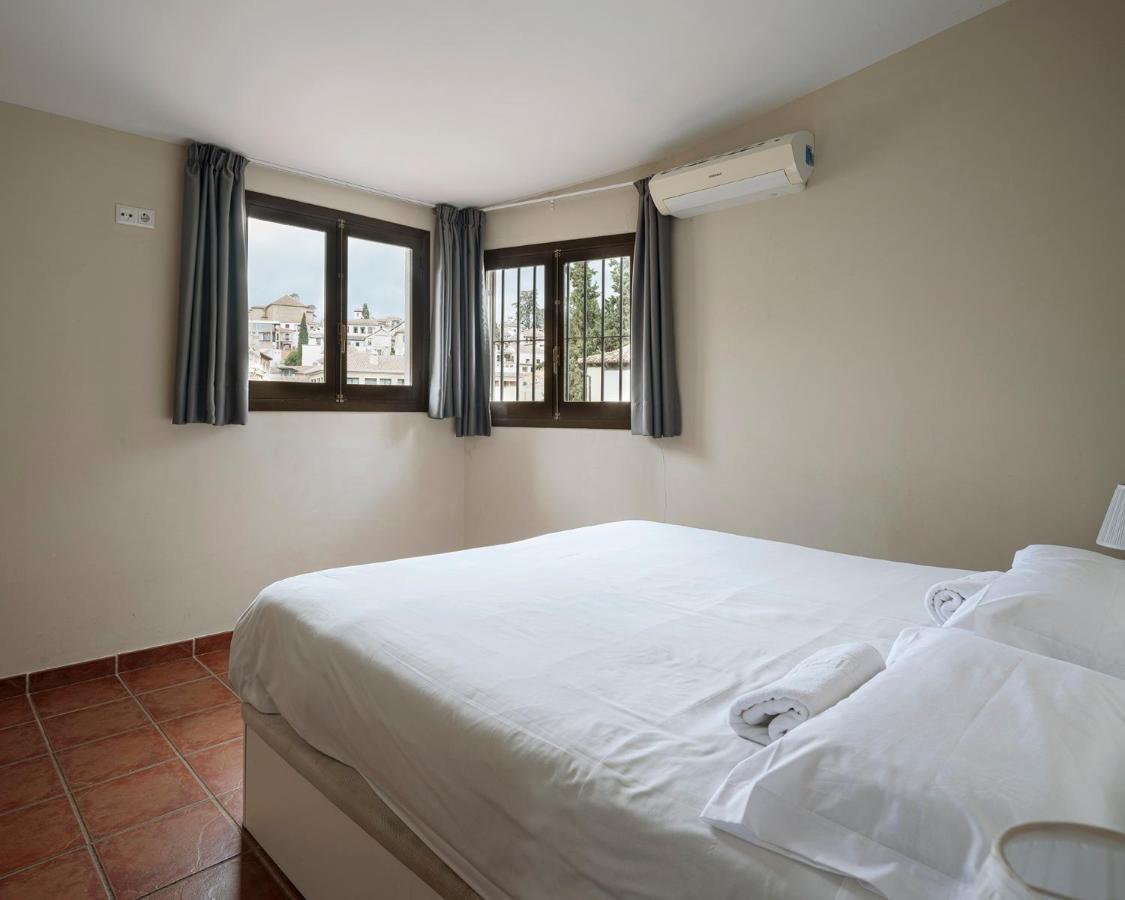 Apartamentos Optima Palacete De La Alhambra Junto A La Alhambra Granada Bagian luar foto