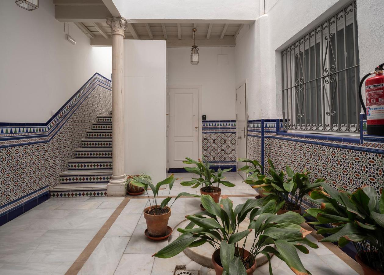 Apartamentos Optima Palacete De La Alhambra Junto A La Alhambra Granada Bagian luar foto